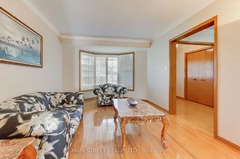 316 Biehn Drive Kitchener ON N2R 1C7