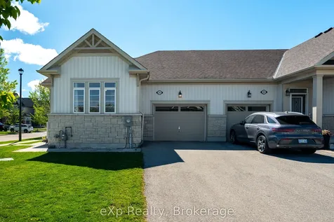 25 Middleton Avenue Centre Wellington ON N1M 0G2