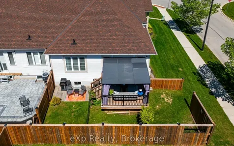 25 Middleton Avenue Centre Wellington ON N1M 0G2