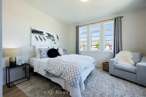 25 Middleton Avenue Centre Wellington ON N1M 0G2