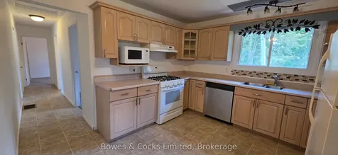 75 North Park Gardens Belleville ON K8P 2M4