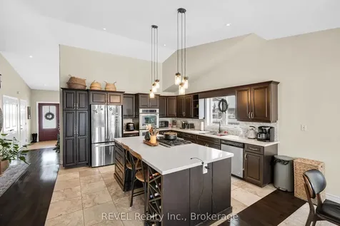 9069 Tapestry Court Niagara Falls ON L2H 0E1