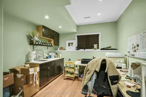 9069 Tapestry Court Niagara Falls ON L2H 0E1