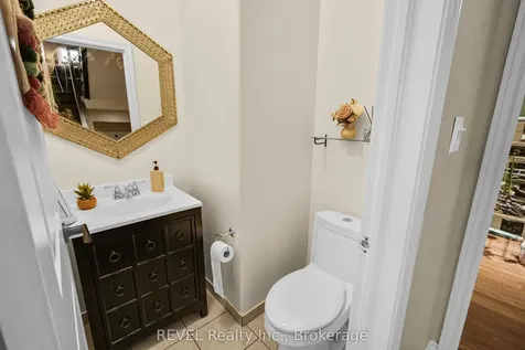 9069 Tapestry Court Niagara Falls ON L2H 0E1