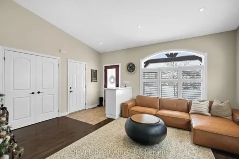 9069 Tapestry Court Niagara Falls ON L2H 0E1