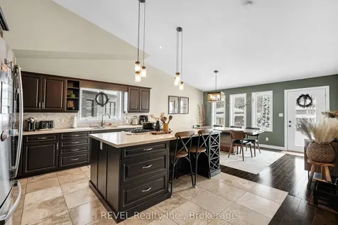 9069 Tapestry Court Niagara Falls ON L2H 0E1