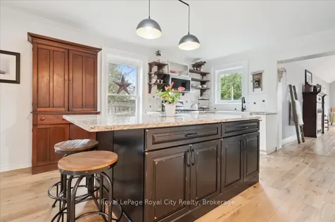 42 Bielby Street East Luther Grand Valley ON L9W 5N3
