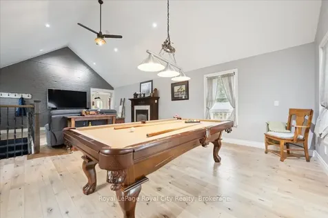 42 Bielby Street East Luther Grand Valley ON L9W 5N3