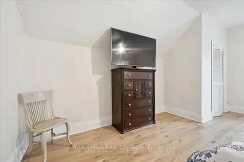 42 Bielby Street East Luther Grand Valley ON L9W 5N3