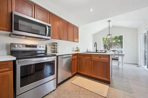 28 Davison Drive Guelph ON N1E 0C1