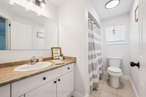 28 Davison Drive Guelph ON N1E 0C1