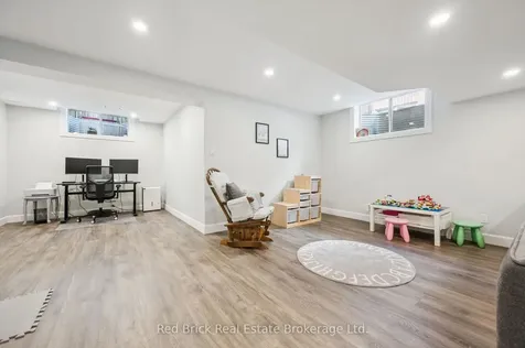 28 Davison Drive Guelph ON N1E 0C1