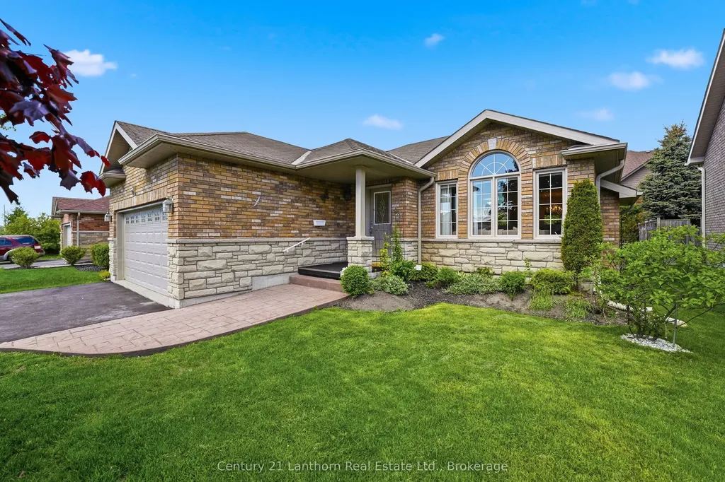 109 Parkview Heights Quinte West ON K8V 0A2