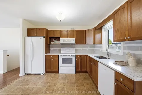 109 Parkview Heights Quinte West ON K8V 0A2