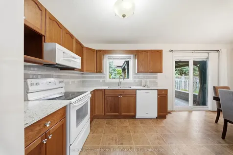 109 Parkview Heights Quinte West ON K8V 0A2
