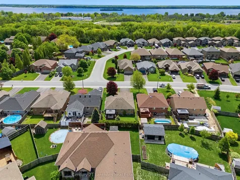 109 Parkview Heights Quinte West ON K8V 0A2