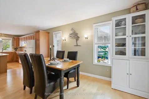 7 Stonehenge Court Bracebridge ON P1L 1N2