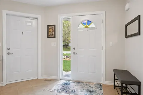 7 Stonehenge Court Bracebridge ON P1L 1N2