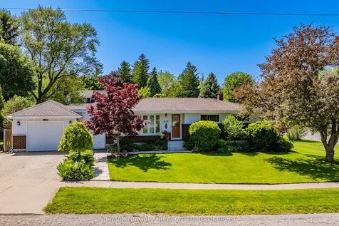 3169 Frances Avenue Niagara Falls ON L2J 2H6
