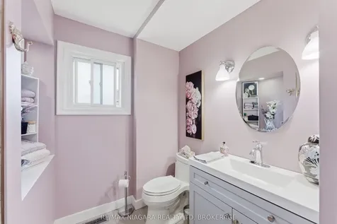 3169 Frances Avenue Niagara Falls ON L2J 2H6