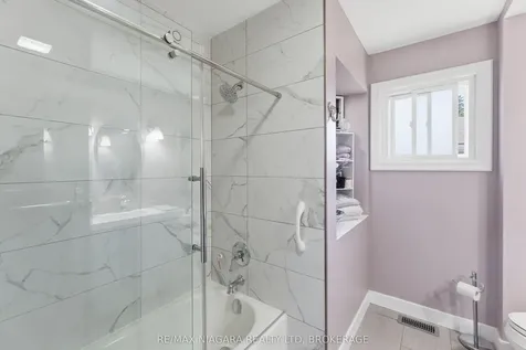 3169 Frances Avenue Niagara Falls ON L2J 2H6