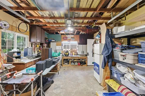 3169 Frances Avenue Niagara Falls ON L2J 2H6