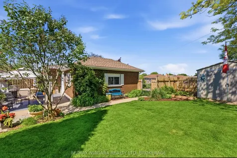 3169 Frances Avenue Niagara Falls ON L2J 2H6