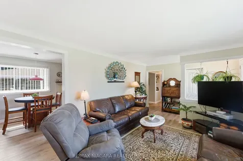3169 Frances Avenue Niagara Falls ON L2J 2H6