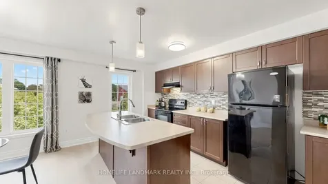 17 Hepworth Crescent Hamilton ON L9K 0C4