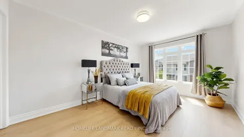 17 Hepworth Crescent Hamilton ON L9K 0C4