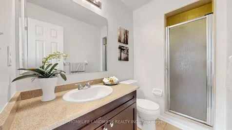 17 Hepworth Crescent Hamilton ON L9K 0C4