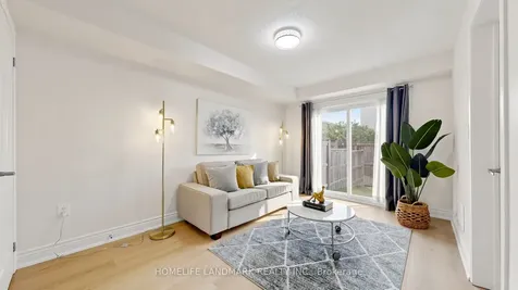 17 Hepworth Crescent Hamilton ON L9K 0C4