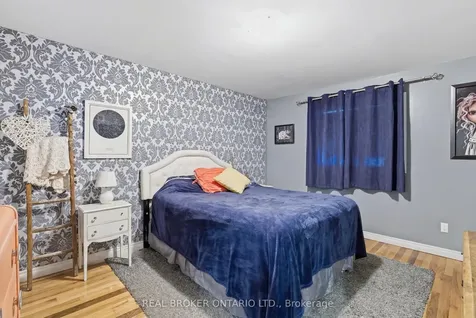 446 Scholfield Avenue N Welland ON L3B 1N2