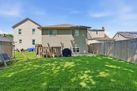 446 Scholfield Avenue N Welland ON L3B 1N2