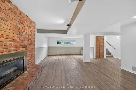 68 Duncairn Crescent Hamilton ON L9C 6G1