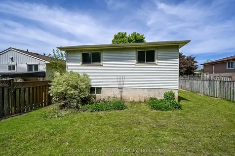 68 Duncairn Crescent Hamilton ON L9C 6G1