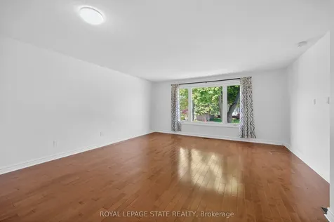 68 Duncairn Crescent Hamilton ON L9C 6G1