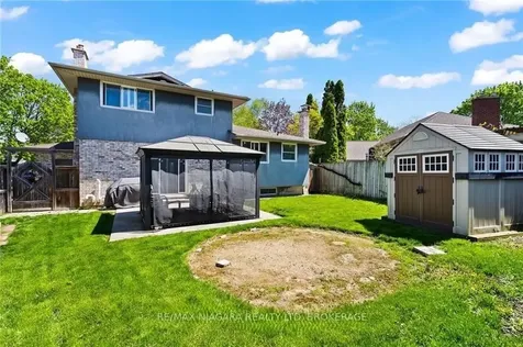 49 Royal Oak Drive St. Catharines ON L2N 6K4
