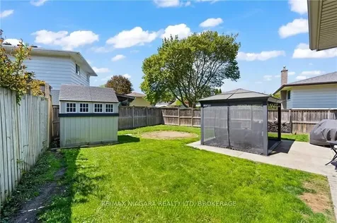 49 Royal Oak Drive St. Catharines ON L2N 6K4