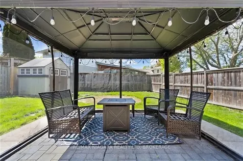 49 Royal Oak Drive St. Catharines ON L2N 6K4