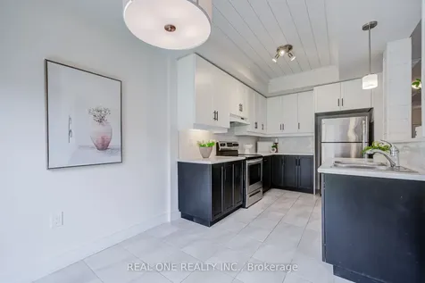 27 Dresser Lane Hamilton ON L9K 0K1