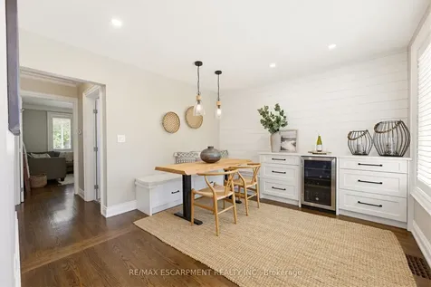 304 Parkside Drive Hamilton ON L0R 2H0