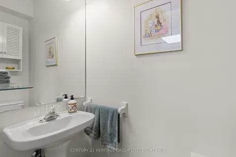 1 Place D'armes N/a Kingston ON K7K 6S1