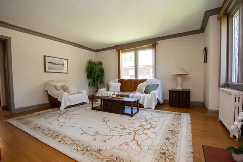 31 Adelaide Street S Kawartha Lakes ON K9V 3J6