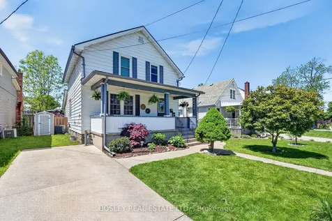 21 Chapel Street N Thorold ON L2V 2E3