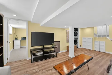 21 Chapel Street N Thorold ON L2V 2E3