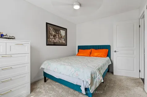21 Allan Drive St. Catharines ON L2N 5S4
