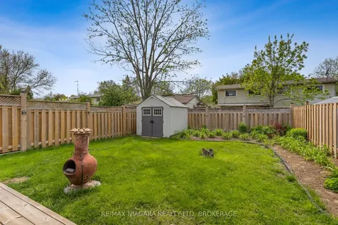 21 Allan Drive St. Catharines ON L2N 5S4