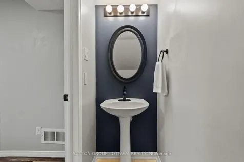 94 Piper Crescent Kanata ON K2K 2S9