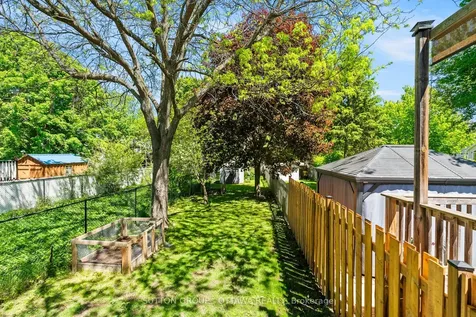 94 Piper Crescent Kanata ON K2K 2S9